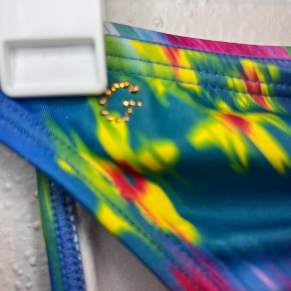 Guess bikini - Picture 3 of 4